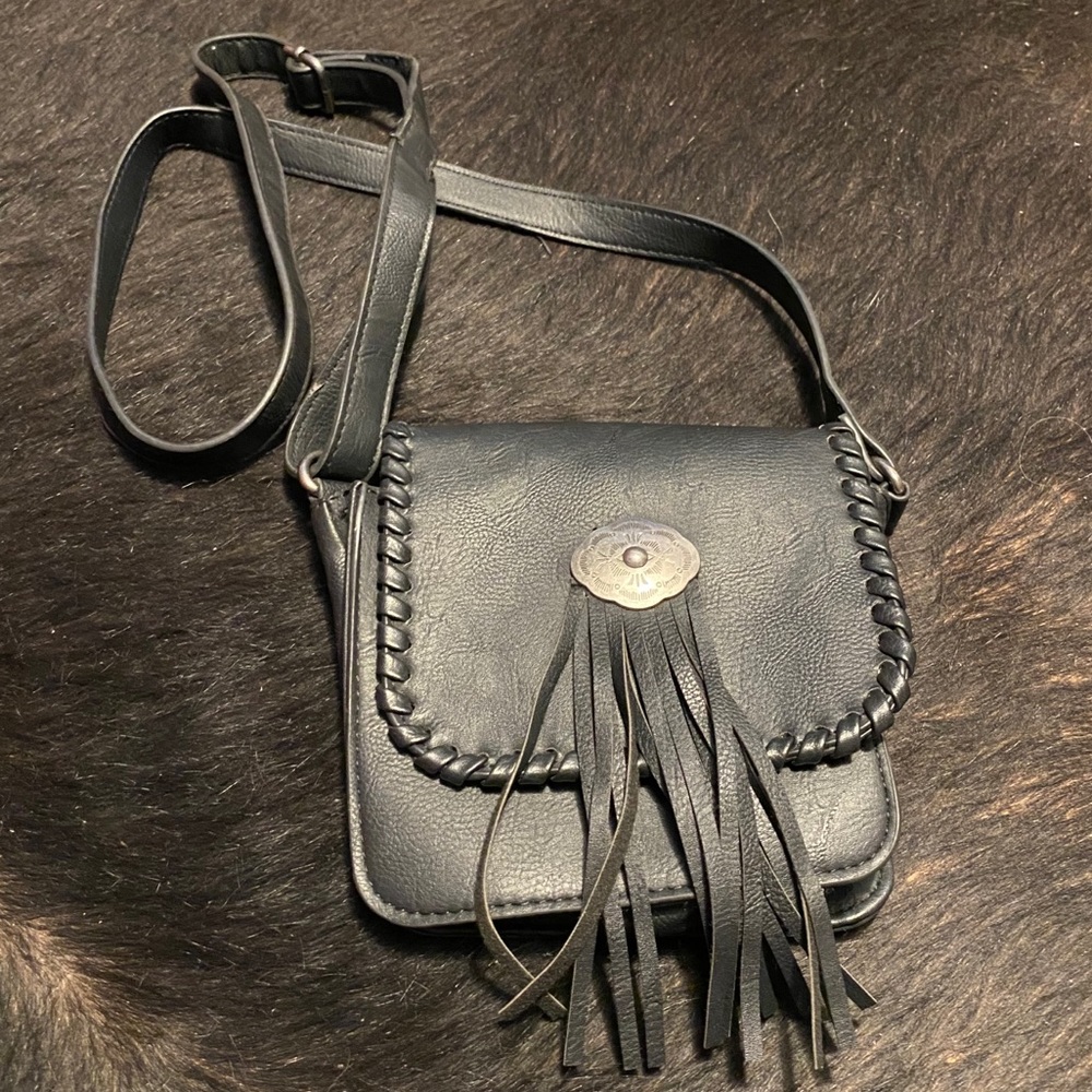 Fringe crossbody bag